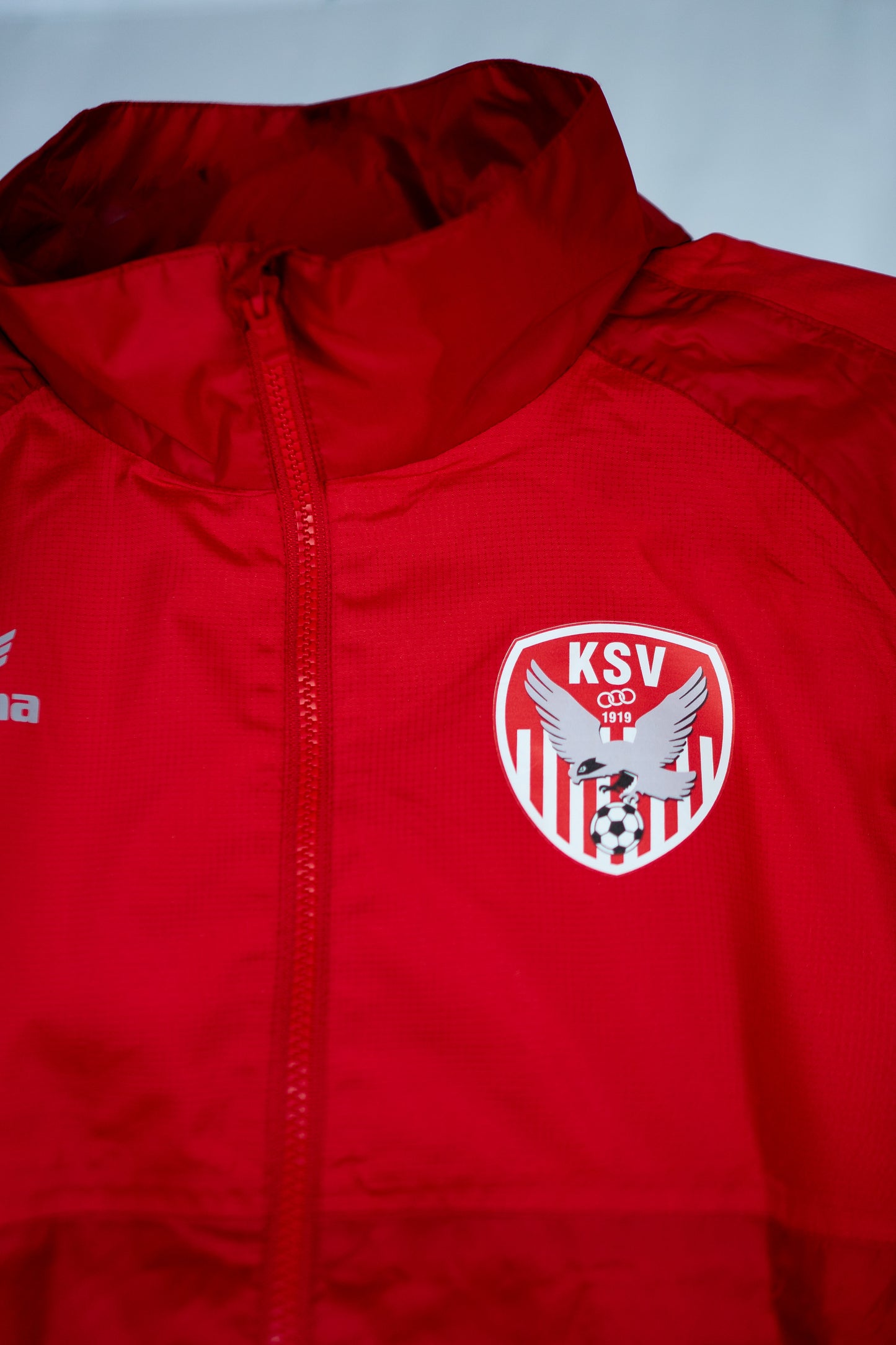 Regenjacke rot